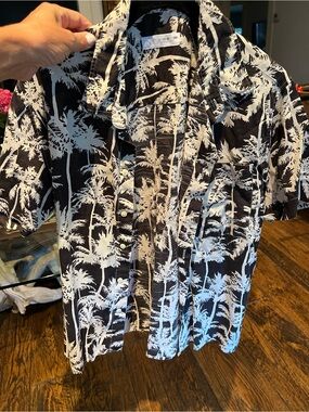 Zara Teen Black & White Palm Print Button-Up Shirt